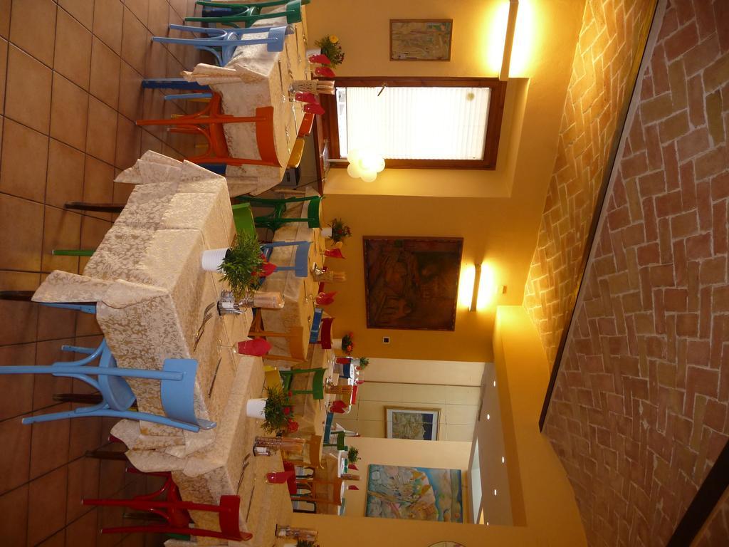 Albergo Ristorante Corsini Pavullo nel Frignano Exterior foto